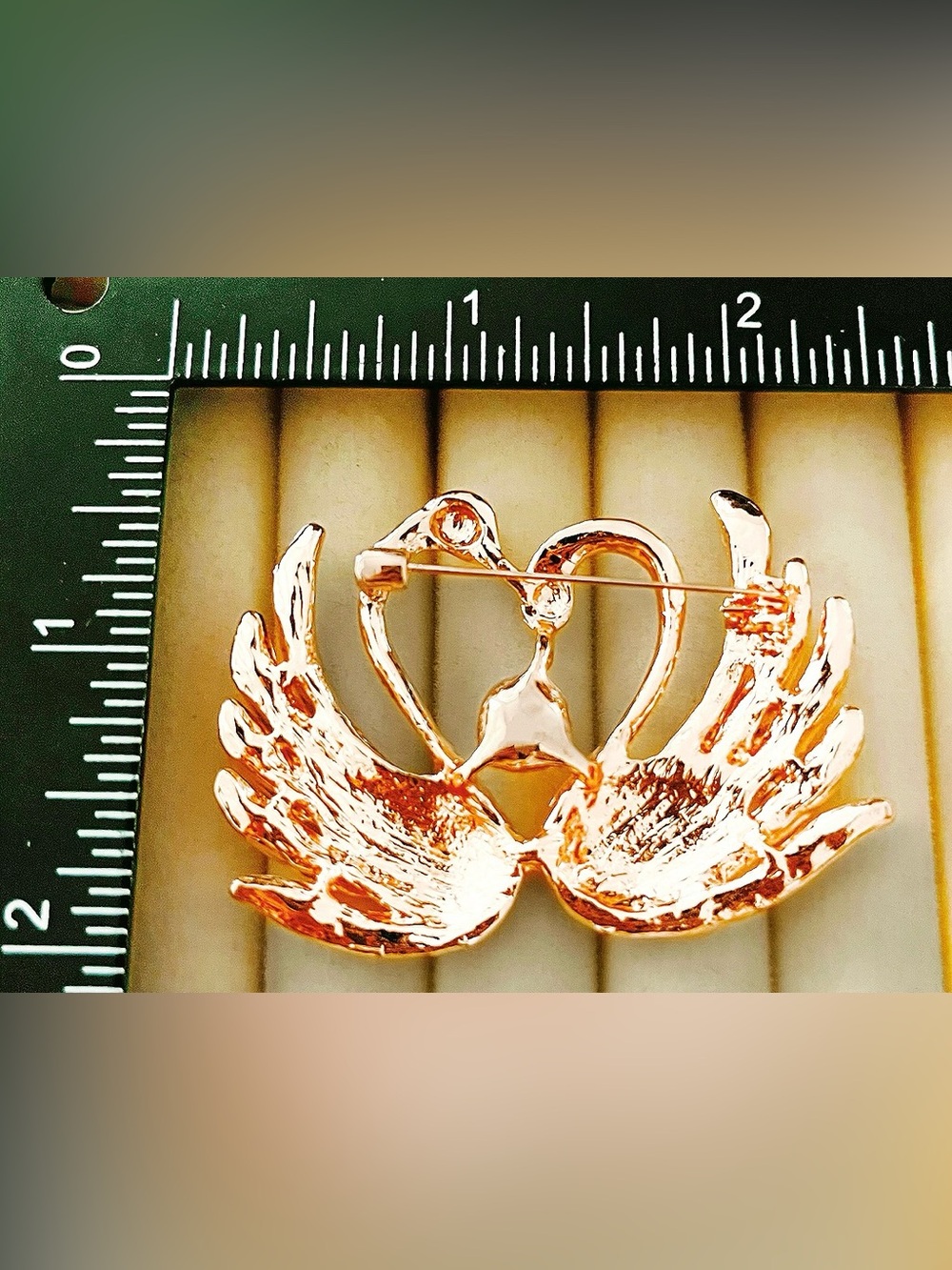 Rhinestone Twin Swan Brooch Pin Rose Gold Tone Pearl Love Bird - Picture 2 of 2